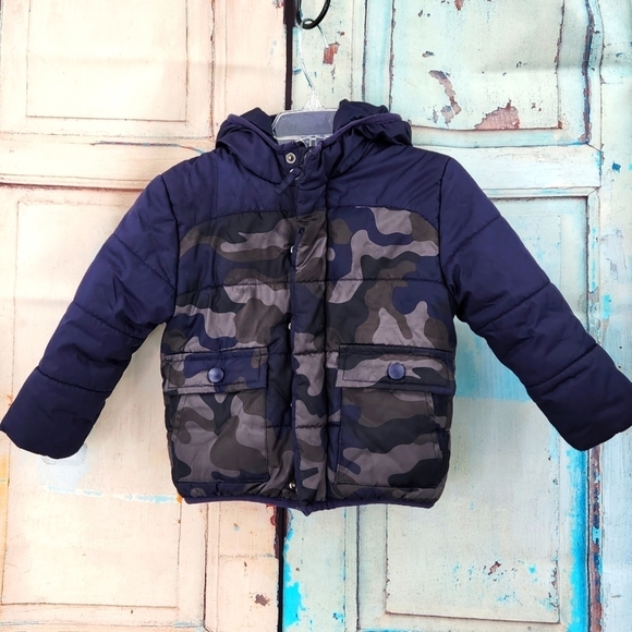 Rothschild Camo Puffer Jacket - Picture 1 of 7
